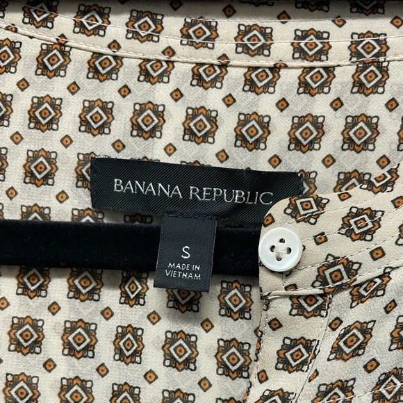 Banana Republic pleaded midi dress - Picture 5 of 11